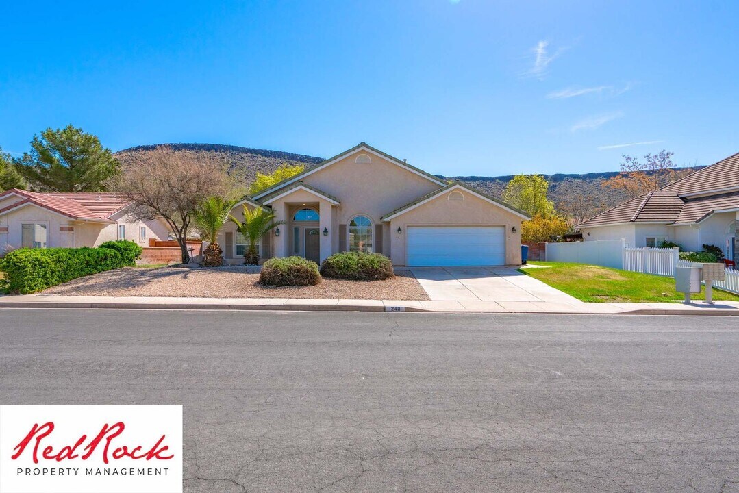 240 N 1160 W in Saint George, UT - Building Photo