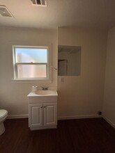 821 W Houston Ave in Visalia, CA - Building Photo - Building Photo