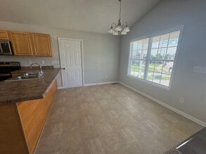 140 Perdez Ct in Bowling Green, KY - Building Photo - Building Photo