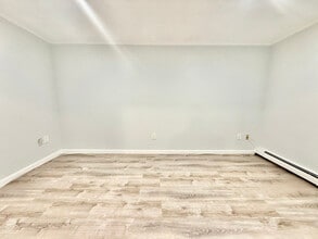 8 Ridge Rd in Dobbs Ferry, NY - Building Photo - Building Photo