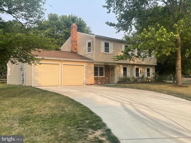 property at 2330 Kent Ct