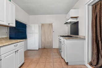 66 Roosevelt Ave-Unit -1st Fl in Stratford, CT - Building Photo - Building Photo
