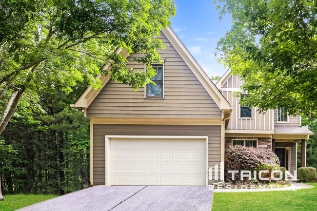property at 6735 Hembree Dr