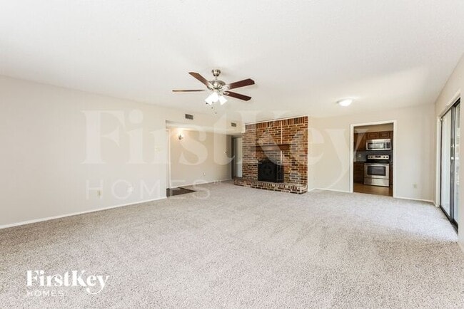2605 Trailridge Dr in Plano, TX - Building Photo - Building Photo
