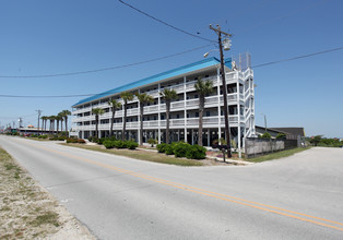 Sea Coast Suites in Surf City, NC - Building Photo - Building Photo