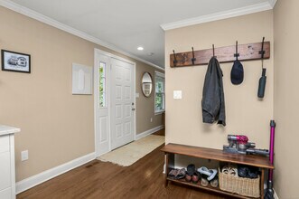 110 Weaver St in Greenwich, CT - Building Photo - Building Photo