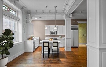 8 Garrison St, Unit 3B in Boston, MA - Foto de edificio - Building Photo