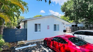 718 SE 13th St in Fort Lauderdale, FL - Building Photo - Building Photo
