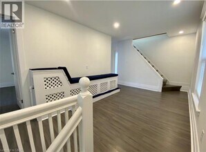 54 Cambridge St in Cambridge, ON - Building Photo - Building Photo