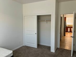 4434 Andrea Dr in Merced, CA - Foto de edificio - Building Photo