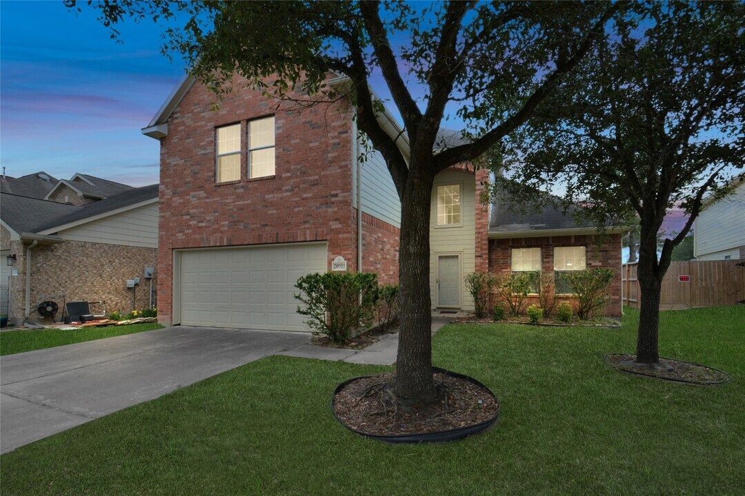 20051 Silver Rock Dr in Katy, TX - Building Photo