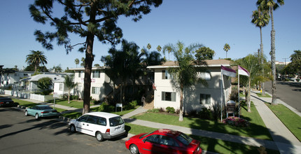 Beachwalk Apartments - 508 in Oceanside, CA - Building Photo - Building Photo