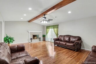 39024 Faith Dr in Sterling Heights, MI - Building Photo - Building Photo