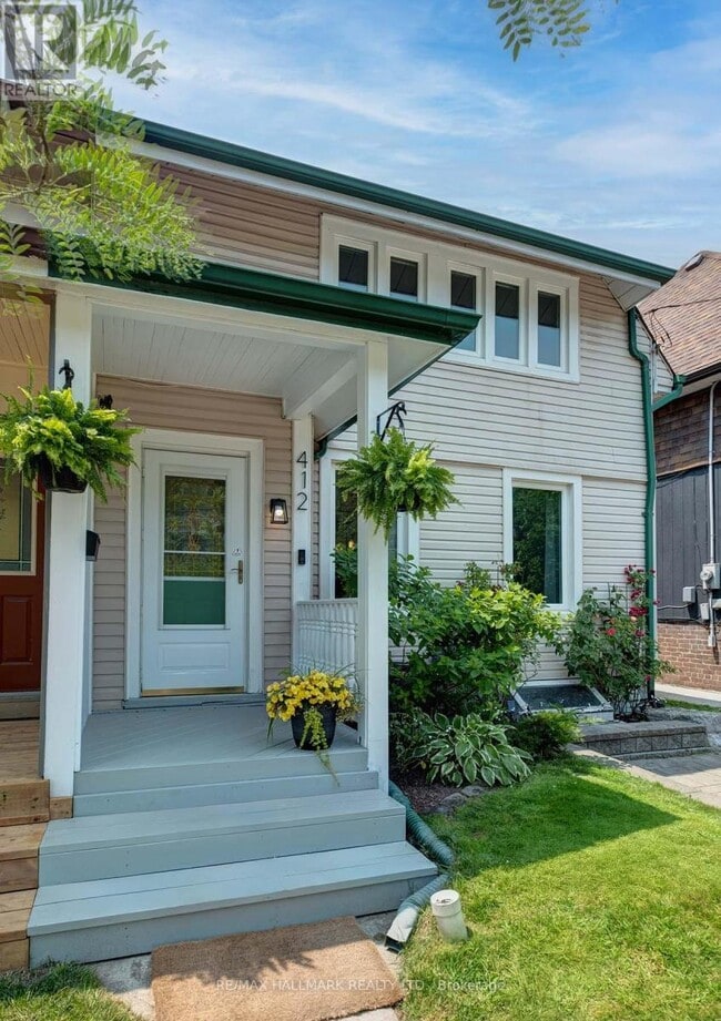 property at 412 Coxwell Ave