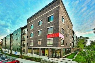 SPACES in Omaha, NE - Foto de edificio - Building Photo