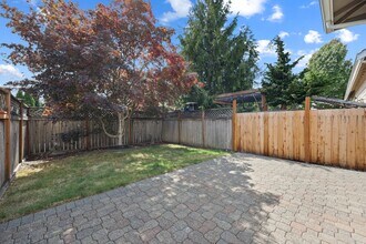 5267 66th Ave SE in Lacey, WA - Building Photo - Building Photo