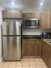 6190 W 19th Ave in Hialeah, FL - Building Photo - Building Photo