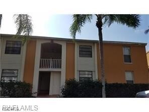 12648 Kenwood Ln in Ft. Myers, FL - Foto de edificio