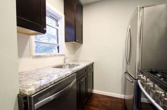 1819 Wallace Ave, Unit #2 in Bronx, NY - Foto de edificio - Building Photo