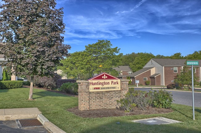 Huntington Park Apartments in Boalsburg, PA - Building Photo - Building Photo