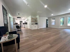 6500 N Luther Rd in Harrah, OK - Building Photo - Building Photo