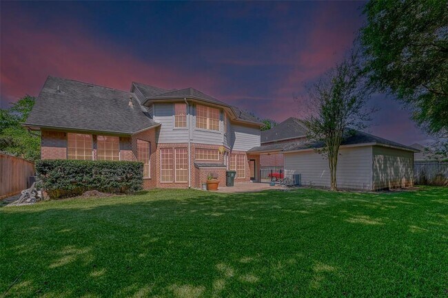 18 Turtle Creek Manor in Sugar Land, TX - Building Photo - Building Photo