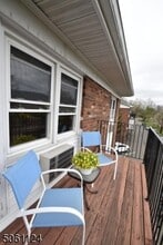 100 Pierson Miller Dr, Unit B3 in Pompton Lakes, NJ - Building Photo - Building Photo