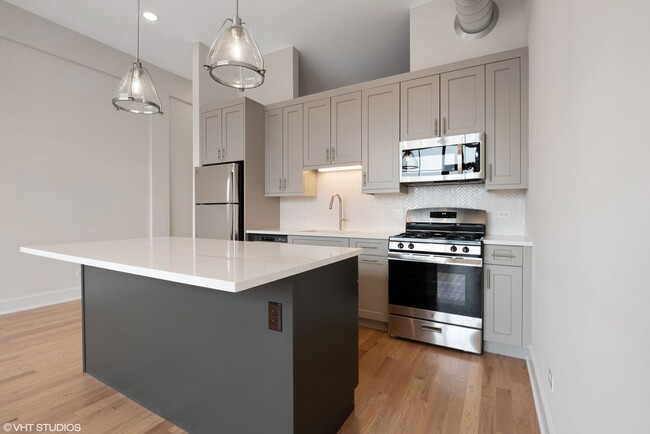 4405 N Artesian Ave in Chicago, IL - Building Photo - Building Photo
