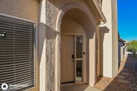 8124 N Millwheel Pl in Tucson, AZ - Foto de edificio - Building Photo