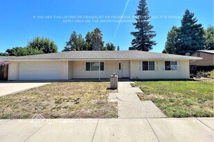 908 Mesa Verde in Yuba City, CA - Building Photo