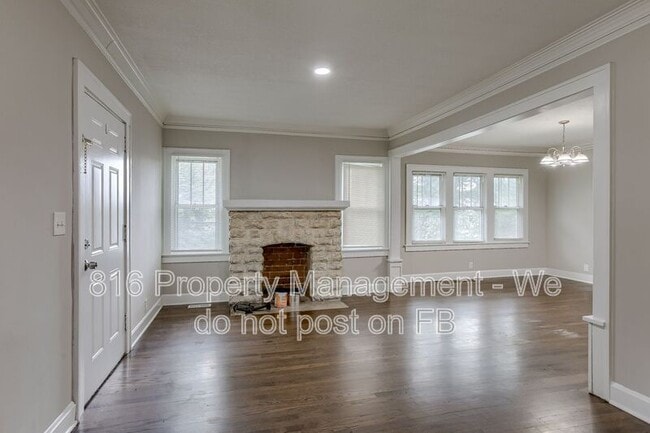 2431 E 68th St in Kansas City, MO - Building Photo - Building Photo