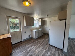 2501 Munson St in Eureka, CA - Building Photo - Building Photo