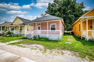 1945 Redell St in Jacksonville, FL - Building Photo - Building Photo