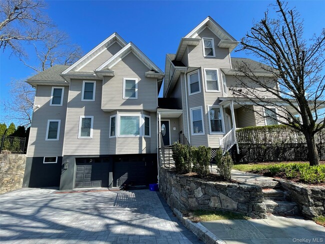 1 Irving Pl in Harrison, NY - Building Photo - Building Photo