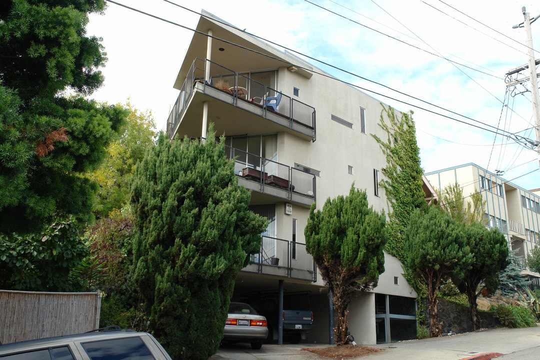 383 Staten Ave in Oakland, CA - Foto de edificio