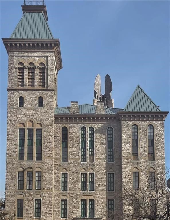 property at 30 W Broad St