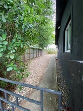 6132 SW 39th St in Miramar, FL - Building Photo - Building Photo