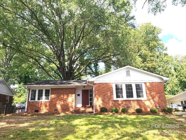 property at 5511 Wedgewood Dr