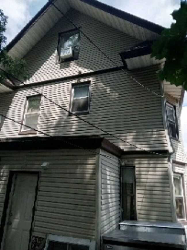 237 Rutledge Ave in East Orange, NJ - Building Photo - Building Photo