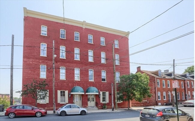 property at 231 N Shippen St