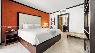 1437 Collins Ave in Miami Beach, FL - Building Photo - Building Photo