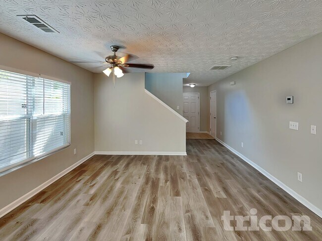 186 Silver Fox Trail in Dallas, GA - Foto de edificio - Building Photo