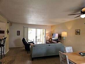 3595 41st Ln S in St. Petersburg, FL - Building Photo - Building Photo