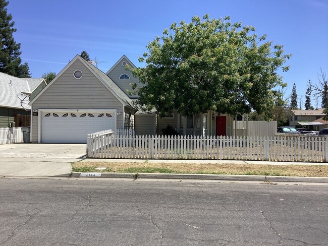 4114 W Regency Ave
