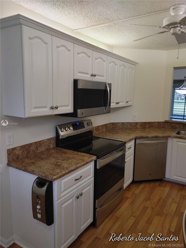 23305 Barwood Ln N-Unit -207 in Boca Raton, FL - Building Photo - Building Photo