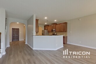 8757 Royalwood Dr in Fort Worth, TX - Building Photo - Building Photo