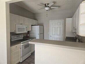 1114 Woodland Ln in Alpharetta, GA - Foto de edificio - Building Photo