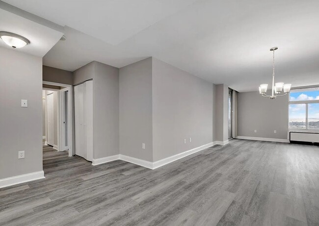 28 Allegheny Ave, Unit 2502 in Towson, MD - Building Photo - Building Photo