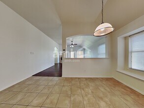 10019 Blissful Valley Ln in Tomball, TX - Building Photo - Building Photo