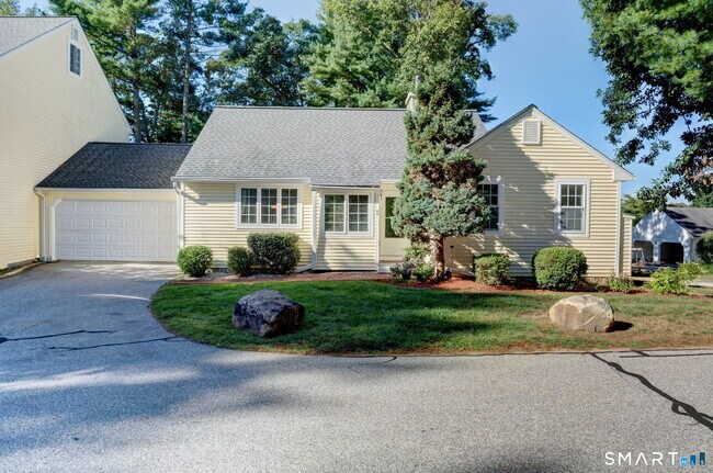 46 Samuel Ln in Mansfield, CT - Building Photo - Building Photo